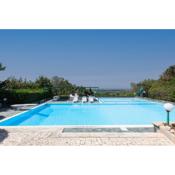 Villa vista mare con piscina 8 camere 4 bagni m450