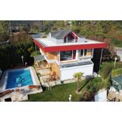 Villa with amazing Bosphorus view and privat pool
