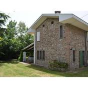 Villa with garden and splendid panorama only a few kilometers from the coast