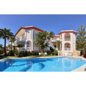 Villa with Heated Pool & Sea Views in Marbella