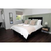 Watford Luxury 1 Bed Flat - Free Parking