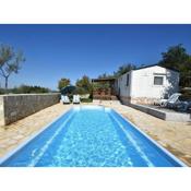 Welcoming Holiday Home in Ugljane with Swimming Pool