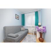 Włochy Family Apartment by the Airport by Renters