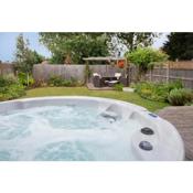 Woodlea House with Hot tub