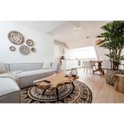 Yucca Beachhouse - Luxury Loft Apartment
